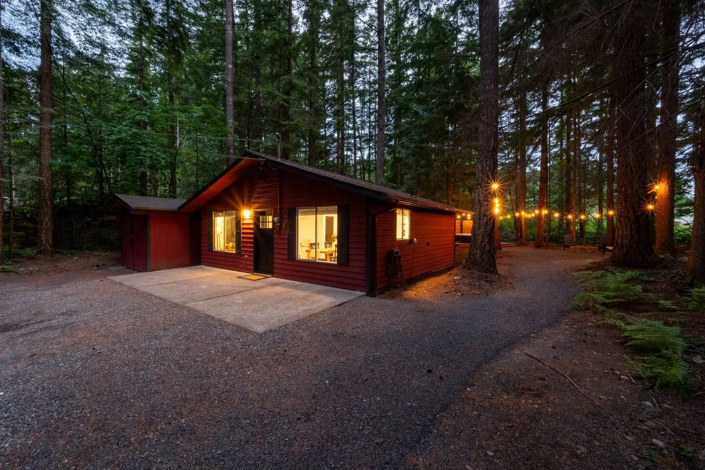 The Red Cabin — photo 56
