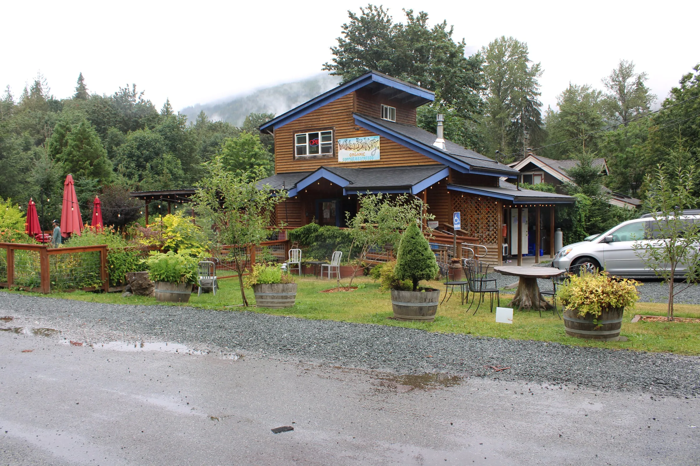 Wake 'n Bakery in Glacier, Washington